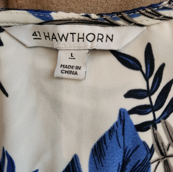 41 Hawthorn, size large, blue and white - Picture 3 of 8